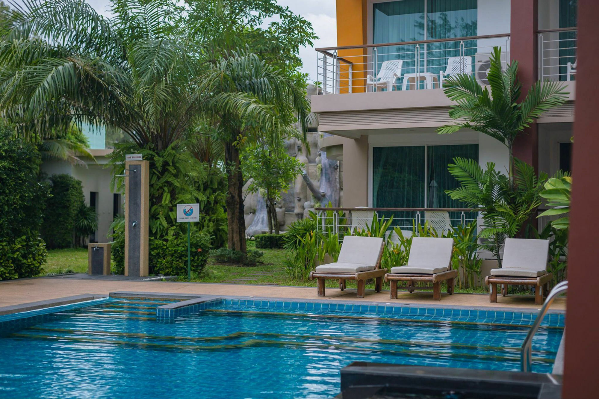 Phuket Seaview Resotel Rawai Bagian luar foto
