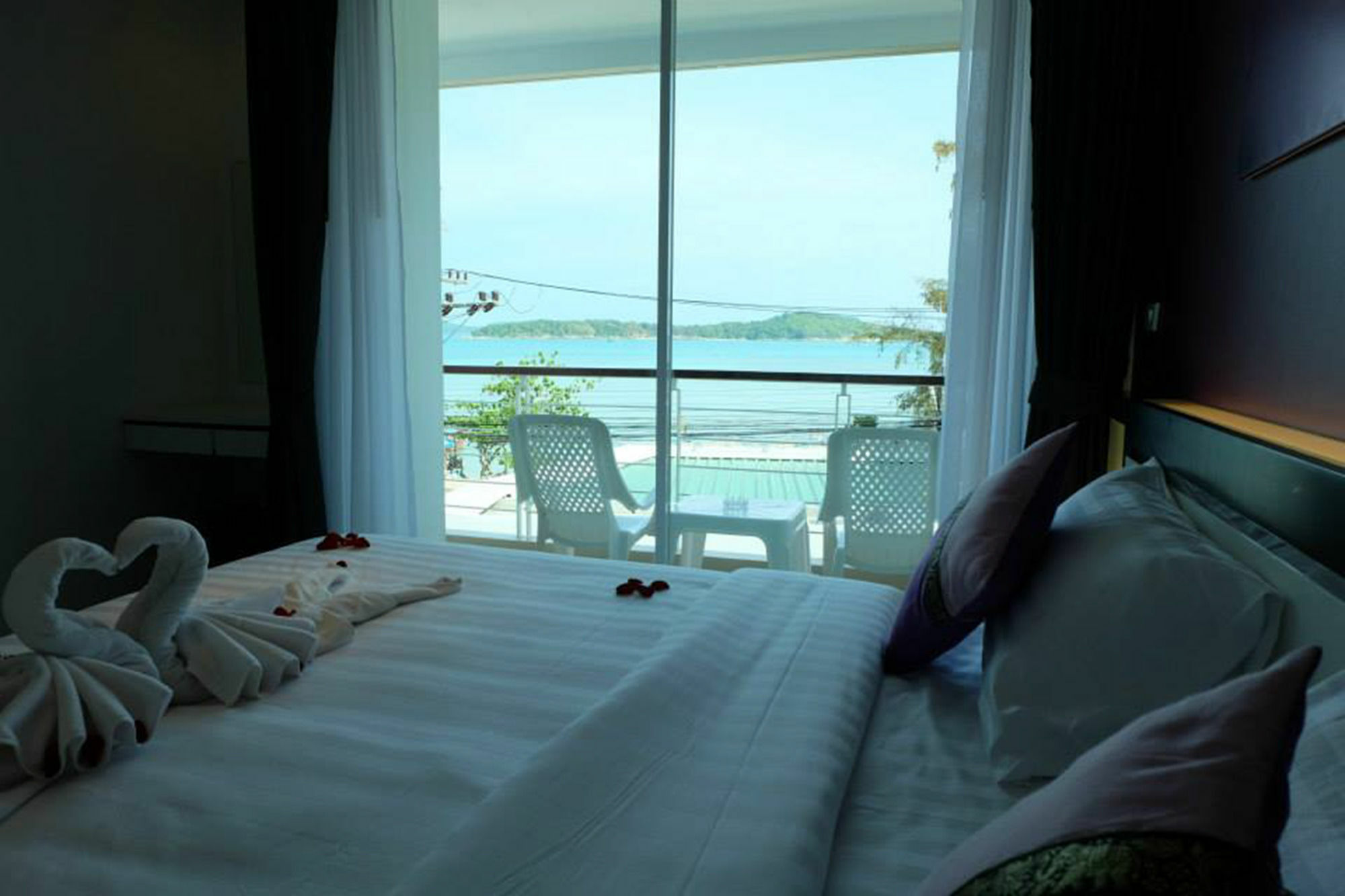 Phuket Seaview Resotel Rawai Bagian luar foto