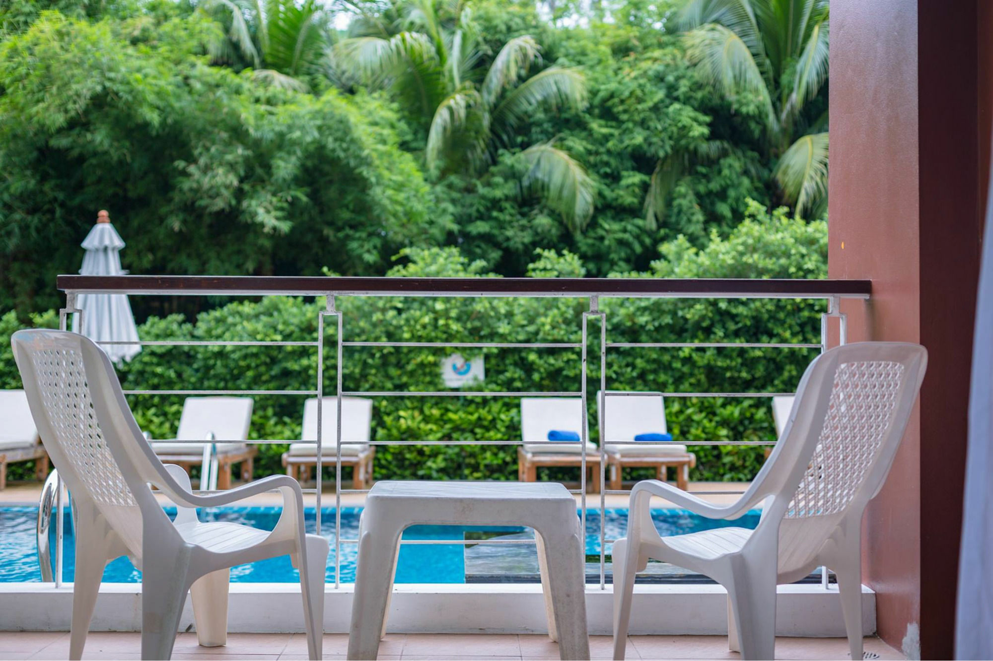 Phuket Seaview Resotel Rawai Bagian luar foto