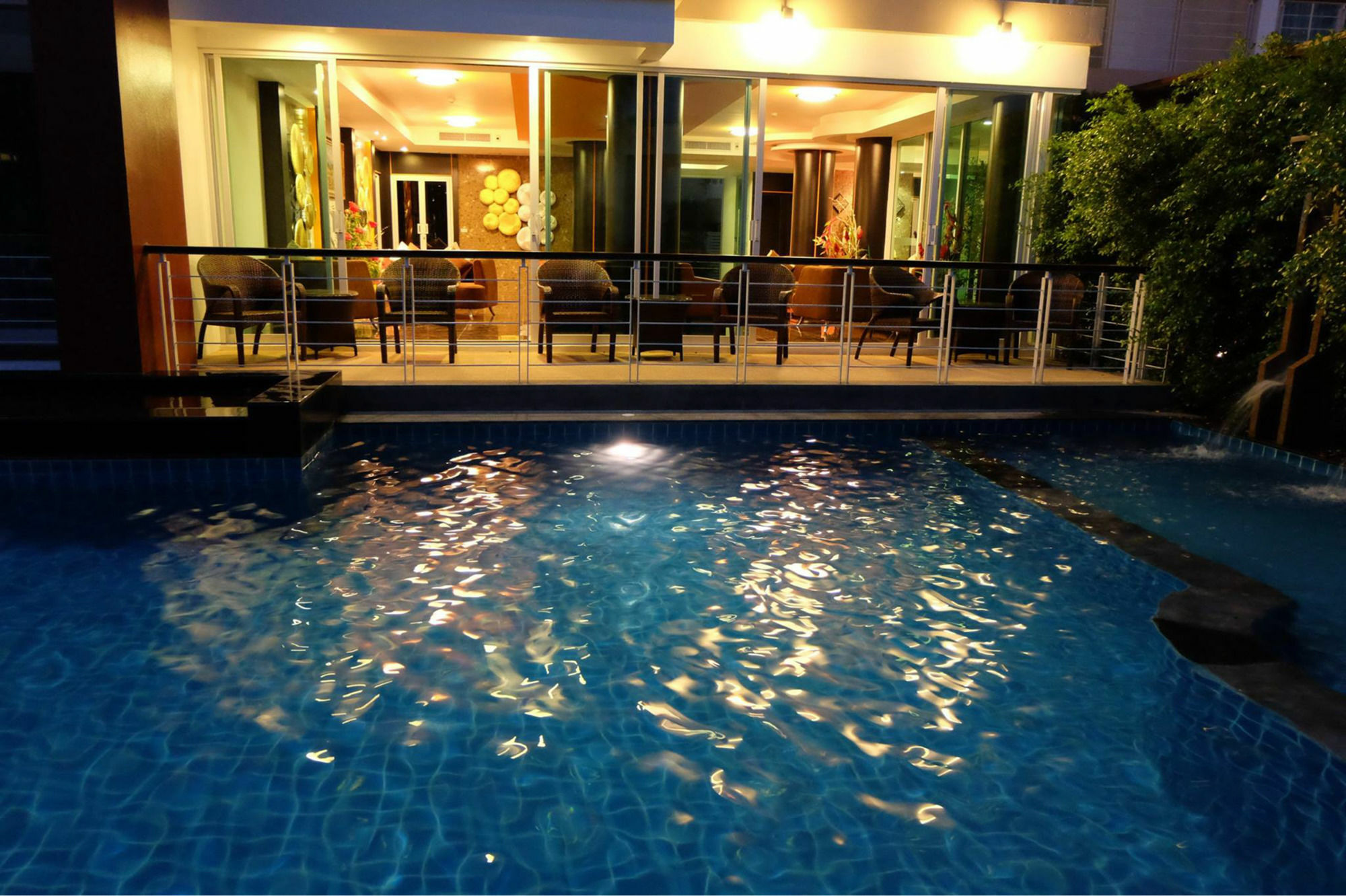 Phuket Seaview Resotel Rawai Bagian luar foto